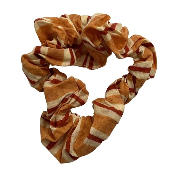 Maria de la Orden Scrunchie in Orange - Picture 1 of 3